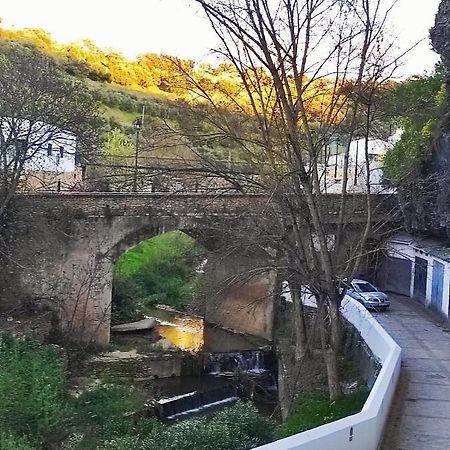 Casa Cueva La Tosca Villa Setenil De Las Bodegas Eksteriør billede